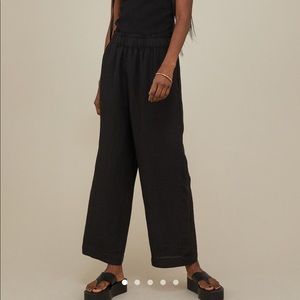 Black Calf-Length Linen Pants. NEVER WORN.